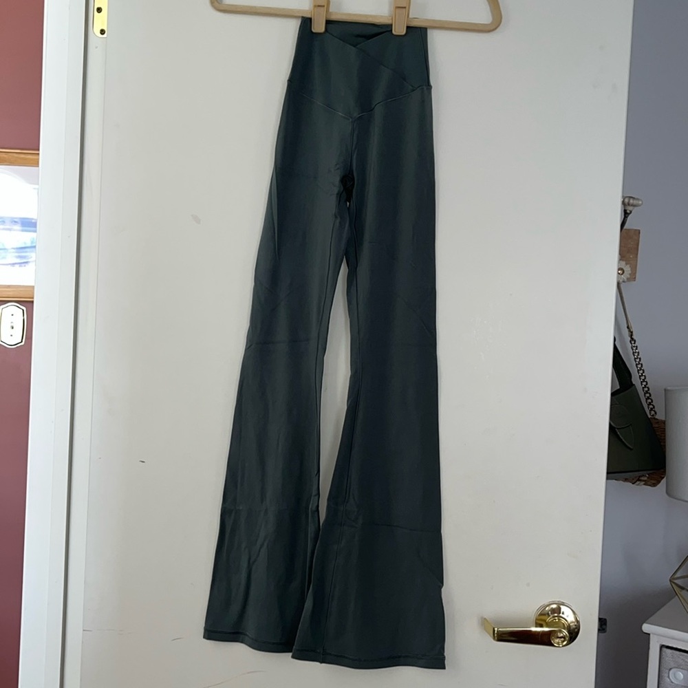 Aerie flare leggings